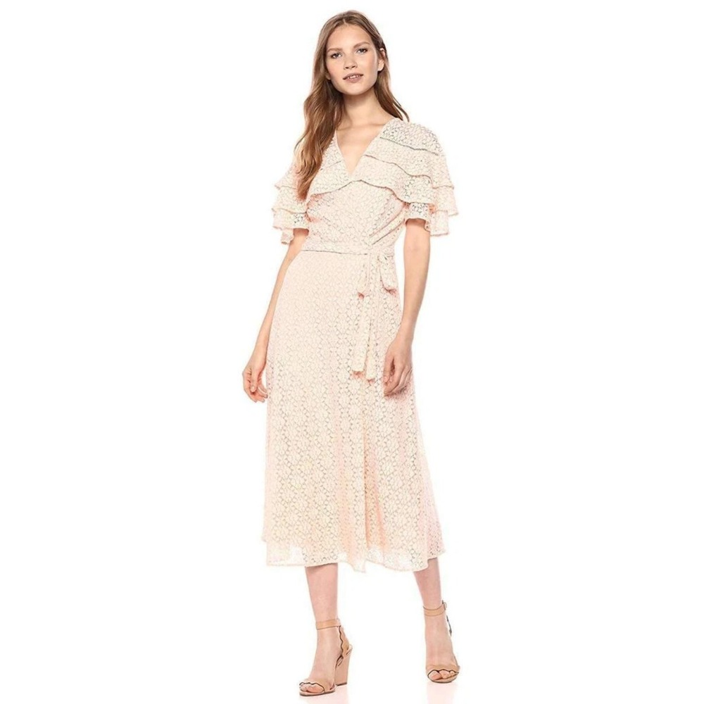 Taylor‎ Tiered Lace V Neck A Line Dress Size 8 Medium Peach Cocktail Classic